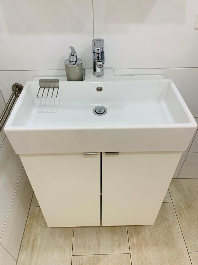 קושהאבן Duhnentraum Bestlage Am Sandstrand, Balkon,Meerblick, Parkplatz, Aufzug, Wlan, Bettwaesche,Handtuecher,Netflix Uvm מראה חיצוני תמונה